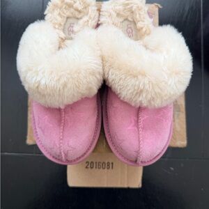 UGG Kids Fluffy Pink and Cream Booties